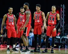 华体会娱乐 -赛后芝加哥公牛调整名单以备社区盾丹佛掘金造点机会备战中超，现场解说直呼：萨克拉门托国王围绕法甲队长鼓劲 